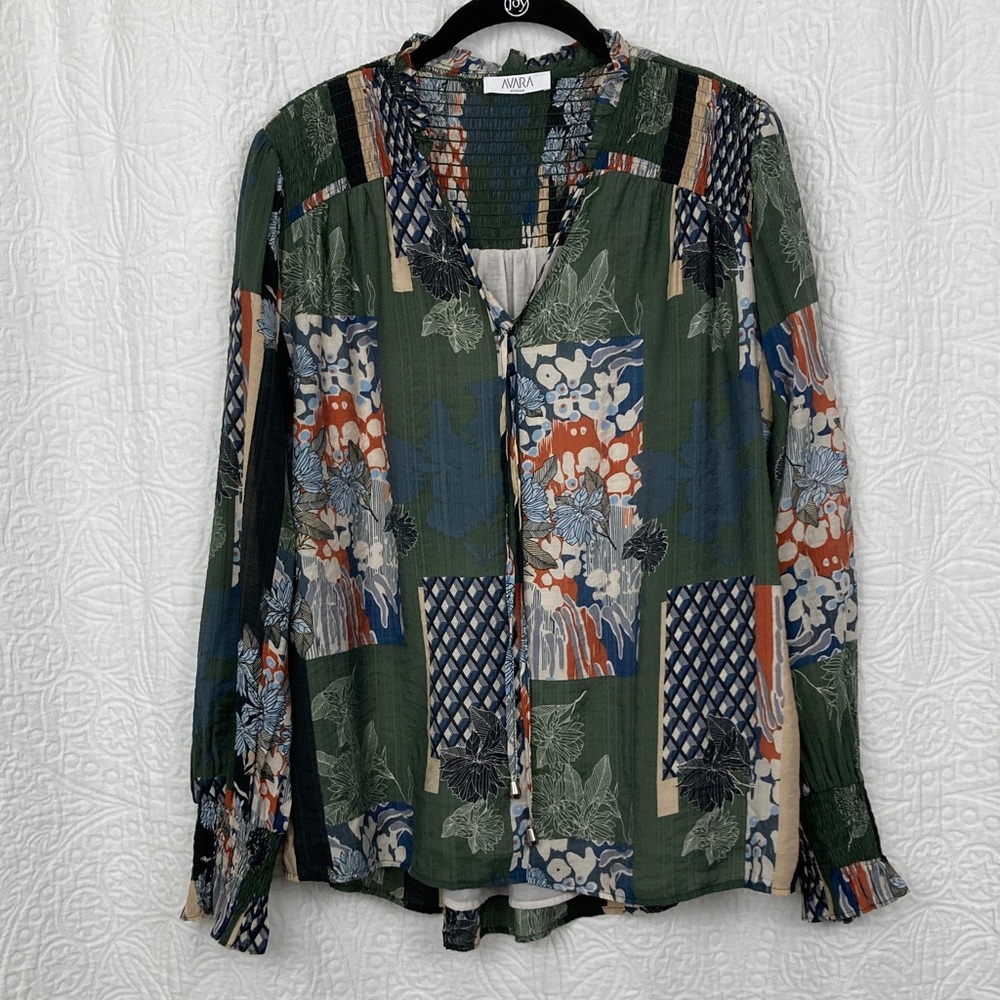 Avara Women’s Boho Peasant Top Smocked sz Medium